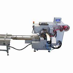 Cina 15m/Min Aluminium Foil Wrapping Machine, contenitore di alluminio che fa macchina in vendita