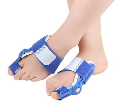 China Comfortable In Comfortable LOGO Adjustable Pain Relief Hallux Bunion Toe Separator Customized Shoes Valgus Pain Relief for sale