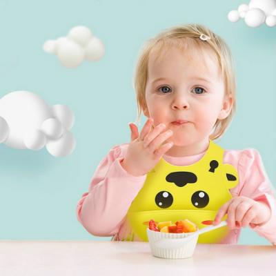 China Food Grade BPA Silicone Teether Silicone Free Washable Waterproof Baby Bibs Soft Silicone Dish Set for sale