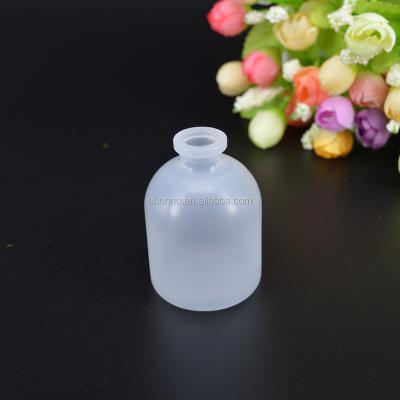 China 60ml Pharmaceutical Plastic Vaccine Bottles For Injection Veterinary Medicine Or Fish Medicine for sale