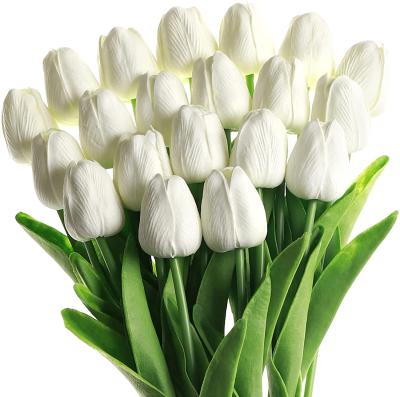 China Realistic White Wedding Flowers Tulip Silk Flowers Christmas Decorative Artificial Tulip Artificial Flowers Bouquet for sale