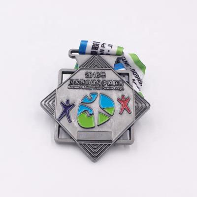 China For Patch Zinc Alloy Medal Plating Copper Zinc Alloy Brass Medal Customize Marathon Award Medal for sale