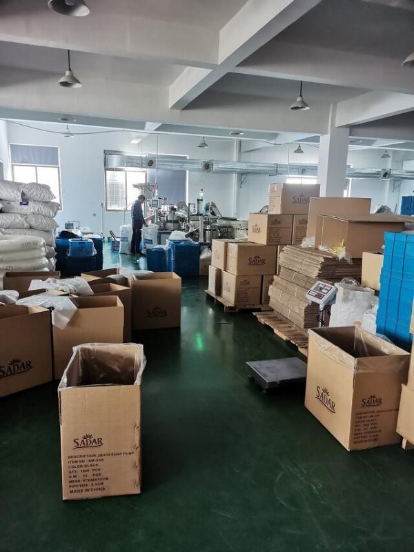 Verified China supplier - Yiwu Zhongheng Packaging Co., Ltd.