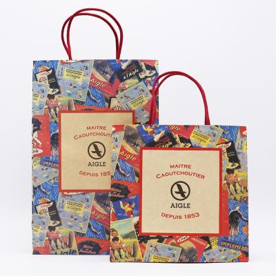 China Biodegradable Fine Quality Paper Shopping Bag Coated Kraft Paper With Handle for sale