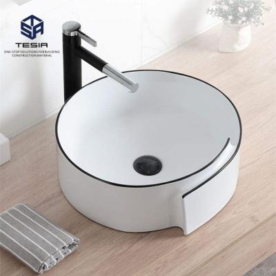 Κίνα Modern Bathroom  Ceramic Gold Black Wash Basin Countertop Sanitary Ware προς πώληση