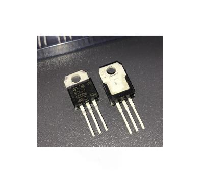 China Hot selling high quality transistor TO220 BTA12-600CW BTA12-600CW thyristor transistor BTA12-600CWRG brand new original brand for sale