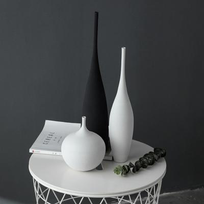 China Minimalist Wholesale Ceramic Vase Manufacturers Can Be Contacted Home Decoration White Vase for sale