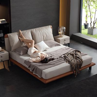 China Latest Designs Bed Cover Room Furniture Bedroom Furniture Italian Luxury Double Bed Adjustable Solid Wood Queen Size Leather Bed (Other) for sale