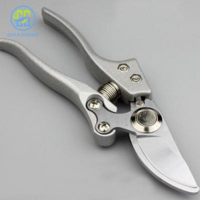 China Anti-Slip Handle Bypass Ratchet High Carbon Steel Non-Stick Coating Shears for sale