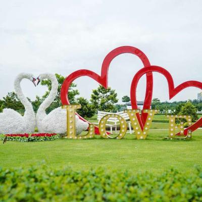 China Environmental popular plant sculpture artificial grass plant sculpture for landscaping for sale