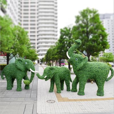 China Decorative Topiaries Elephant Diverse Artificial Grass Sculpture Environmental Outdoor Artificial Giant Boxwood Sculpture for sale