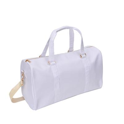 China New design fashionable weekend bag travel bag waterproof nylon duffel bag with towel embroidery logo online shopping for sale