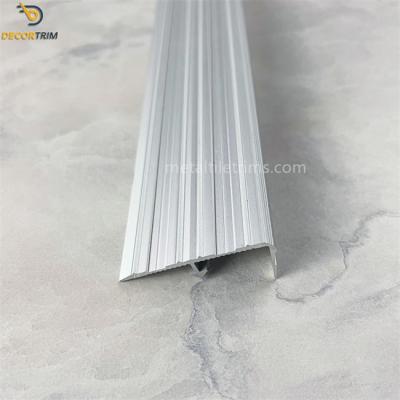 China Aluminium Cover Tile Trim Aluminium Nosing For Stairs Corner Gold Metal for sale