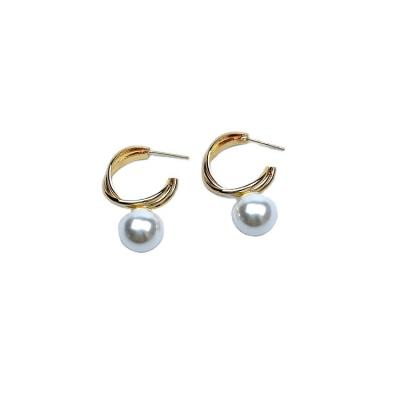 China Baroque Freshwater Pearl Twisted Circle Gold Plated Women Brass Circle Earring for sale