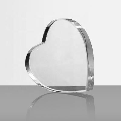 China China MH-ZZ0082 laser 3d heart shape paperweight wedding decoration crsytal engraved paperweight clearly for sale