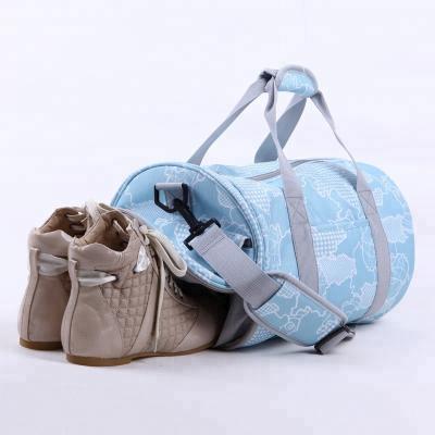 China Fashionable Oxford Travel Shoulder Bag Large Travel Fleece Sport Foldable Travel Bag for sale