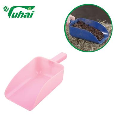 China Roze groene voedingshoepel Professionele 1qt Plastic Feeder Schaaf Voedingsscoop Te koop