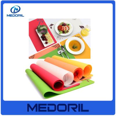 China Promotion high quality floding plastic table mat for sale