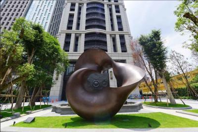 China Abstract Metal Copper Sculpture Outdoor For Modern Public Decoration for sale