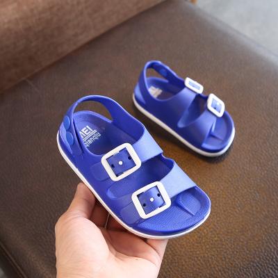 China 2022 High Quality Light Weight Luxury Kids Flat Sandals School Boys Buckle Strap PVC Beach Sandals for sale