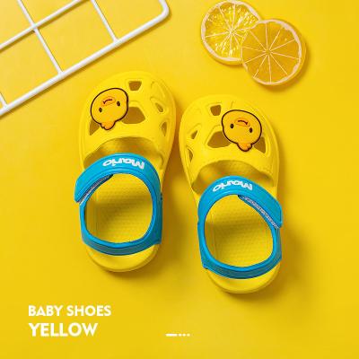 China Hot Sale Lit Children's Sandals Slippers Summer And Korean Version Baby Beach Shoes Girls Shoes Boys Cave Shoes for sale