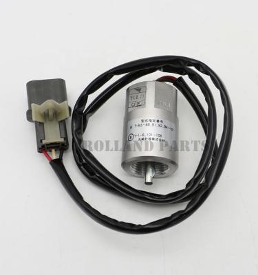 China Genuine Mitsubishi Fuso FK Truck Parts Cable Sensor 24V8 Three Plug MC858133 Speed ​​Sensor for sale