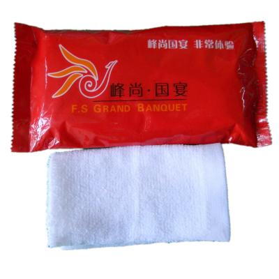 China Compressed Cotton Refreshing Wet Towel For Restaurant Individually Wrapped Wet Towel Wipes for sale