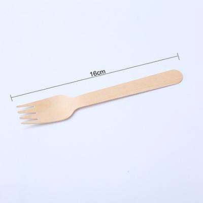 China Home Hotel Restaurant Biodegradable Disposable Wooden Disposable Tableware Spoon Fork Knife Eco-friendly Knife Set Wooden Tableware for sale