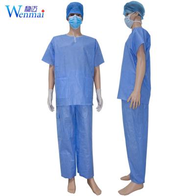 China Breathable Disposable Scrub Suit Non Woven Medical Hospital Scrub Suits Set With Short Sleeves for sale