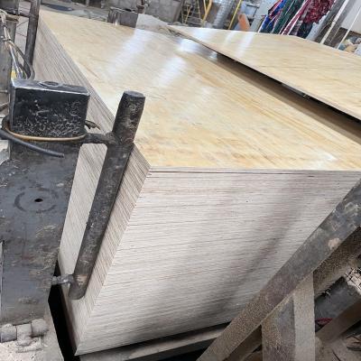 China Traditional Glue E1 Wooden Construction Panel Concrete Formwork for sale