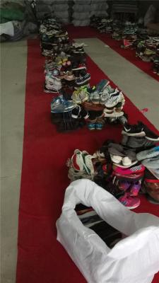 China Sports shoes for men used shoes，stock shoes and used shoes stock shoes and used shoes for sale