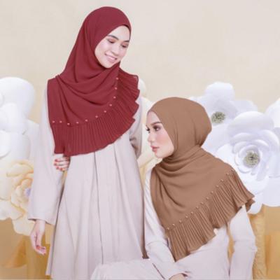 China Popular Muslim Daily Life Chiffon Hijab Scarves With Pearl Soft Pleated Chiffon Hijab for sale