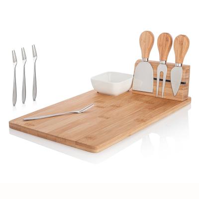 China Sustainable Bamboo Cheese Board Cutting Cutting Board With Stainless Steel Cutting Tool Set for sale