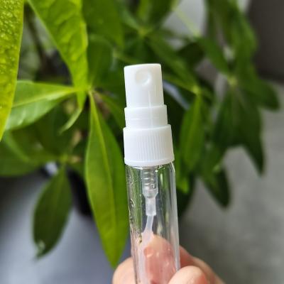 China Transparent Empty Cosmetic Perfume Bottle Personal Care Empty Tube Glass Bottle With 12mm Screw Sprayer for sale