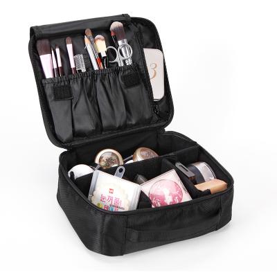 China Fashoion 2021 New Design Portable Travel Makeup Custom Cosmetic Bag for sale