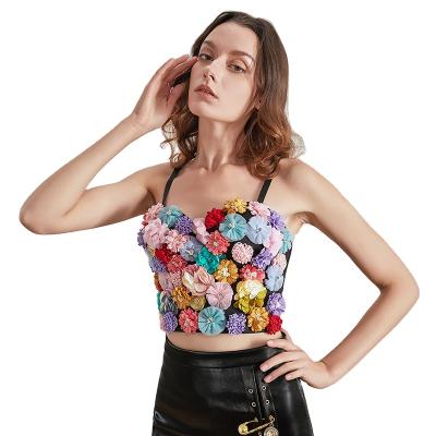 China TWOTWINSTYLE Breathable Embroidery Flower Hit Strap Sleeveless Women's Color Spaghetti Short Vest for sale