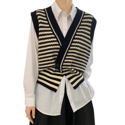 China TWOTWINSTYLE Colorblock Cardigans Female Autumn Breathable Casual Sleeveless Striped Knitting Vest for sale