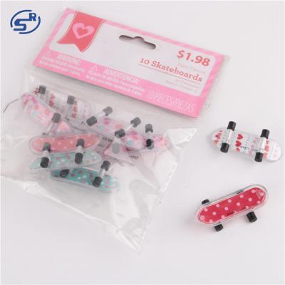 China Mini Small Sunrise OEM Customized Designs Mini Plastic Finger Toy Skate Skateboards for sale