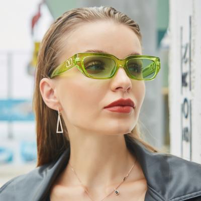 China 10 Years Experience Wholesale Vintage Factory Sunglasses Rectangle Cat Eye Brand Designer Hip Hop Trendy Small Square Sunglasses For Women for sale