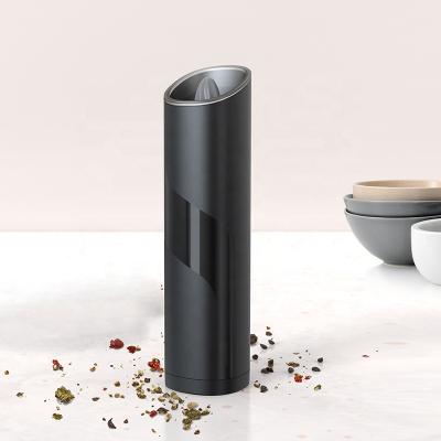 China Electric Automatic Pepper Mills Spice Grinder Premium Adjustable Gravity Battery Salt Grinder Kitchen Spice Salt Grinder for sale