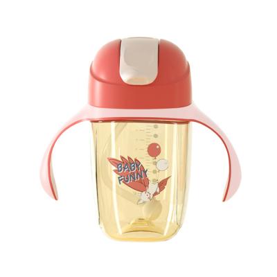 中国 Wholesale BPA Free Kids Drinks Cup With Straw Cartoon Rabbit Baby Feeder Water Bottle 販売のため