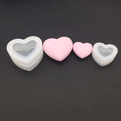 China Disposable Silicone 3d Mold Heart Soap Mold Aromatherapy Plaster Heart Resin Molds for sale