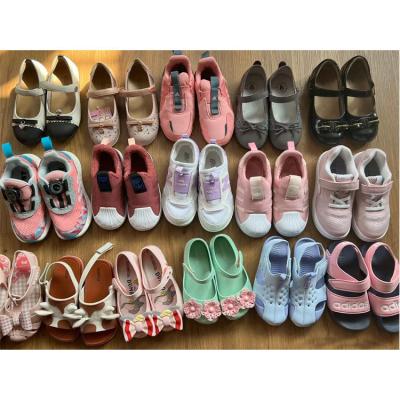 China Cushioning stock high quality shoes for kid casual sports used shoes in balls used shoes in china for sale