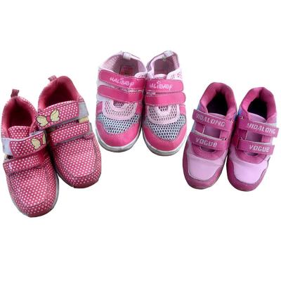 China Girls' Damping Used Princess 2022 New Arrival Children Girls Sandals Soft Shoes Sandals Second Hand Light Weight Printed Used Shoes for sale