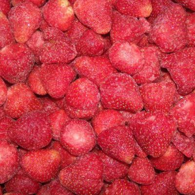 China New FROZEN Crop Honey Sweet Charlie American 13 Seedless Whole Frozen Strawberries for sale