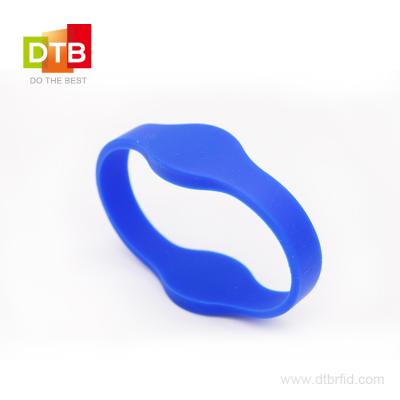 China Waterproof / DTB Factory Price Waterproof NFC Watches RFID Silicone Wristbands Wristband for sale