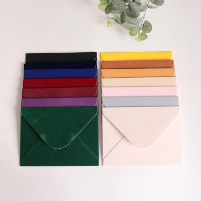 China Free Sample Luxurious Gift Wrap Envelope For Gift Package Velvet Envelopes With Custom Gold Foil Logo And Stamp for sale