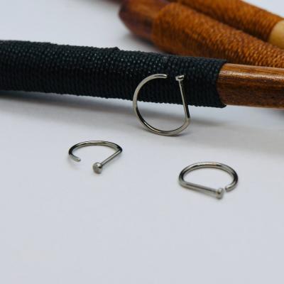 China 2022 Hypoallergenic Indian 100% Hypoallergenic Nickel Free Nose Rings Dangling Gold Nose Rings D Clip Jewelry for sale