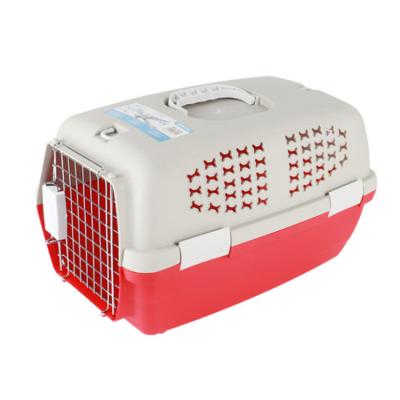 China 2021 New Design Breathable Portable Carrier Outdoor Travel Pet Packing Box For Dog And Cats for sale