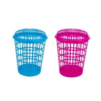 China Handles Household Large Capacity Plastic Laundry Basket With Lid for sale